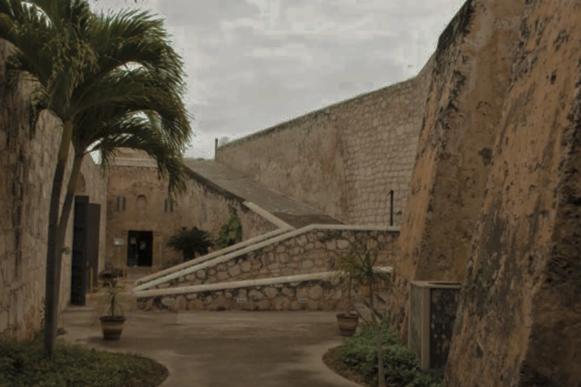 La Puerta de Tierra de Campeche, remate del eje de la calle 59