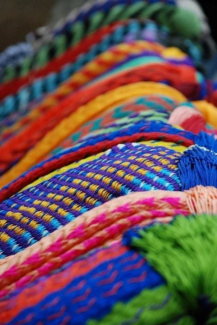 Hamaca tejida a mano y alfarería tradicional, Campeche