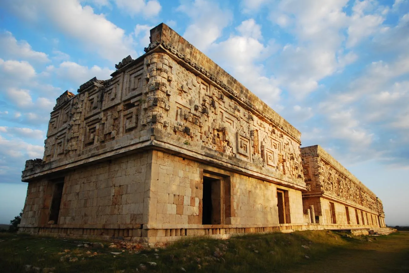 Chaac rain-god masks on a Puuc-style frieze at Uxmal, near Campeche, México