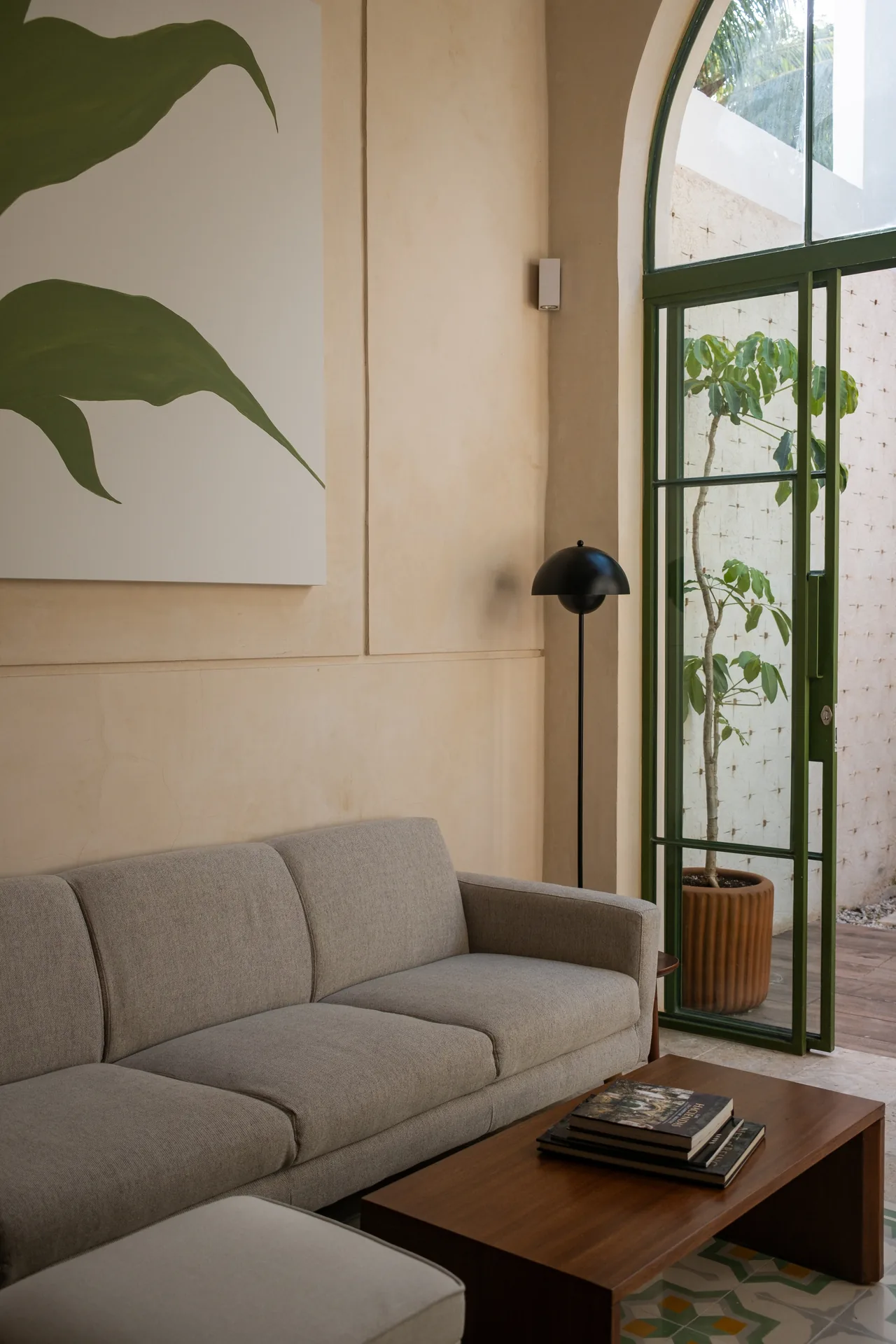 Casa Pistache, colonial interiors — restored arched doorways and high ceilings — Casonas MX, Campeche